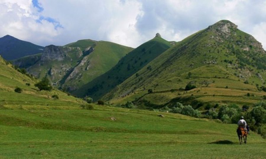  Grupi i alpinistëve “Hiking Njeri Kosova”: Policia dhe AKI-ja nuk na lejoi t’i vizitojmë Malet e Sharrit 