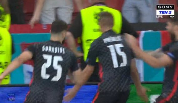 Çmenduri në Kopenhagë, Kroacia barazon në fund të ndeshjes