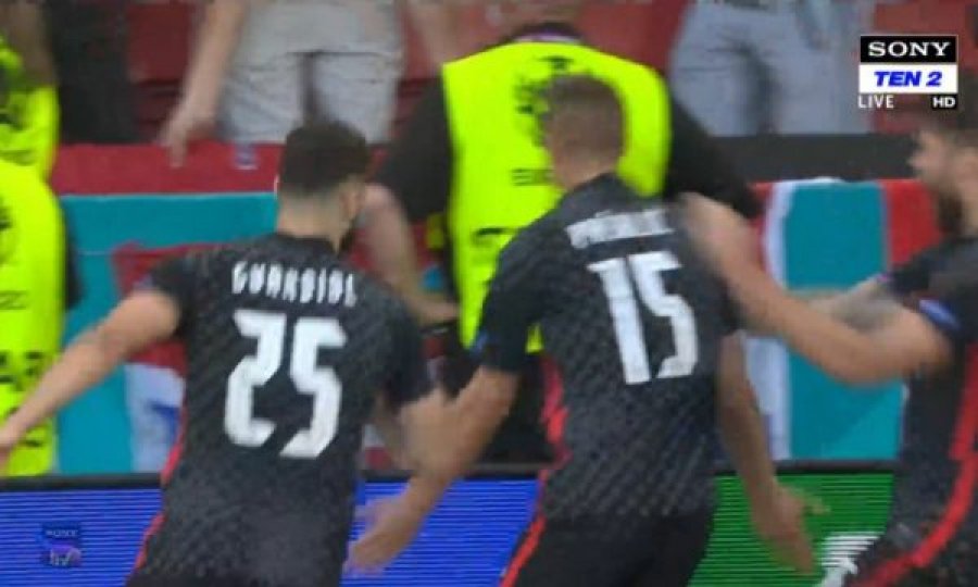 Çmenduri në Kopenhagë, Kroacia barazon në fund të ndeshjes