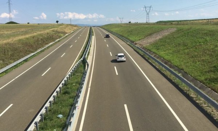  Aksidenti fatal në autostradën “Ibrahim Rugova”, flet vëllai i viktimës: Shoferin as nuk e fali e as nuk e vras 