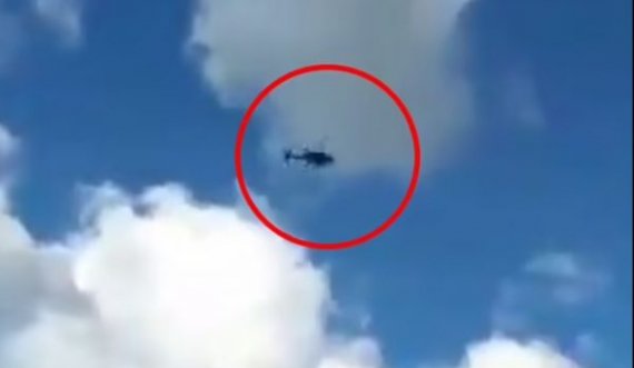 Publikohet momenti kur helikopteri i presidentit të Kolumbisë u qëllua me breshëri