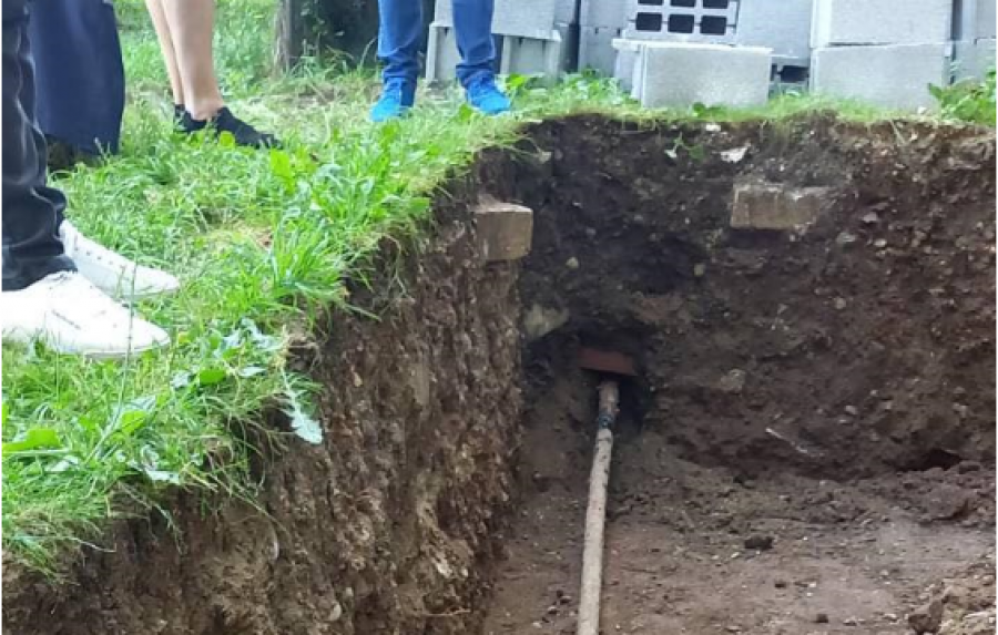 KEDS sqaron incidentin në Ulpianë: Një qytetar i papërgjegjshëm gërmoi dhe zbuloi kabllot pa konsultim me ne