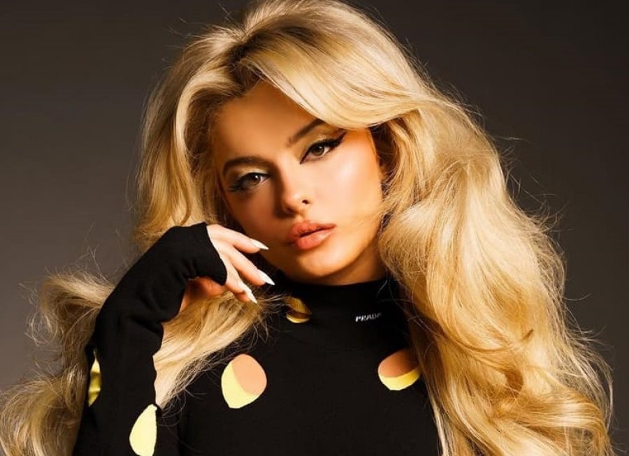 Bebe Rexha shkëlqen në ballinën e 'L'Officiel Italia'