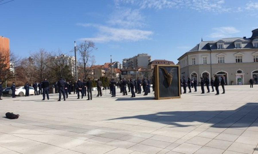Nuk u ndanë shtesa në paga, protestojnë pjesëtarët e Shërbimit Korrektues të Kosovës