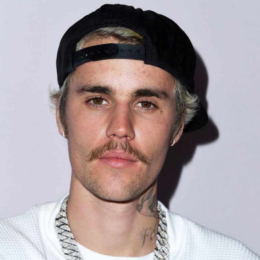 Justin Bieber sot feston ditëlindjen