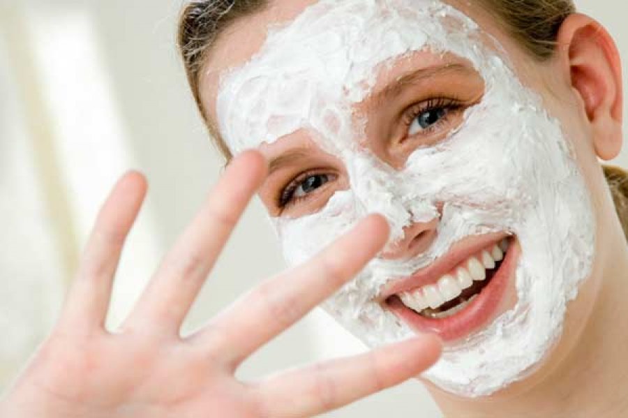 Bëjini vetë maskat organike për fytyrë