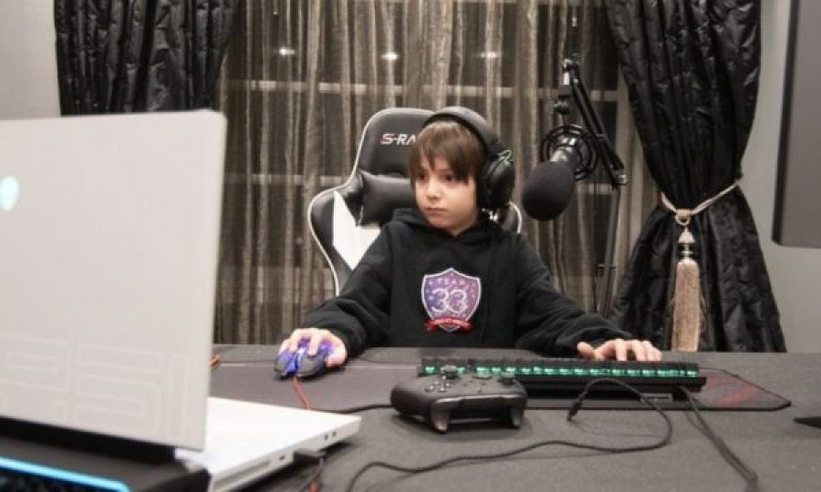 Tetëvjeçari që u bë kampion në video-lojën e famshme, fitoi mijëra dollarë