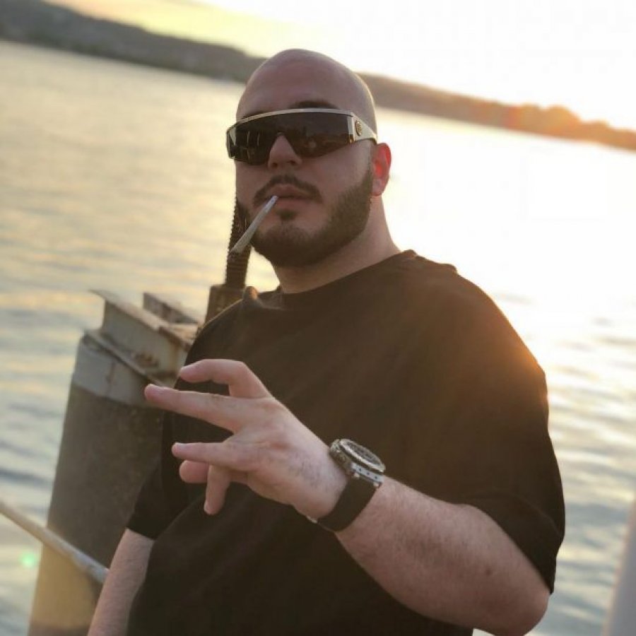 Baba për herë të parë! Don Phenom publikon imazhin e të birit