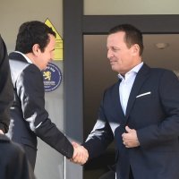 Ja pse Richard Grenell e ke humbur luftën diplomatike më Kurtin!