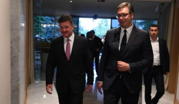 Lajçak e takon Vuçiqin, diskutojnë për temën e dialogut