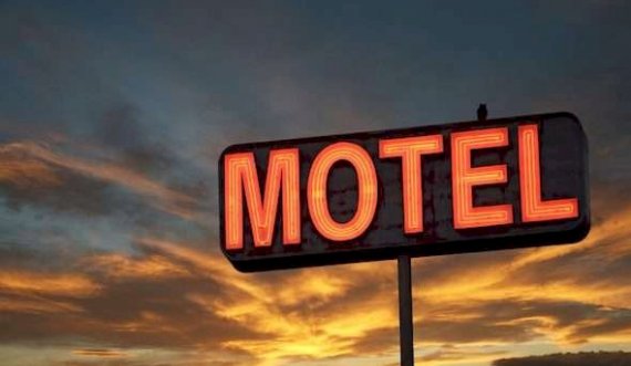 E mitura deklaron se u dhunua në një motel në Mitrovicë