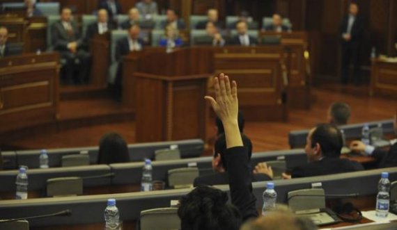 Personi më pak i votuar nga 120 deputetët, hyri në Kuvend me vetëm 713 vota