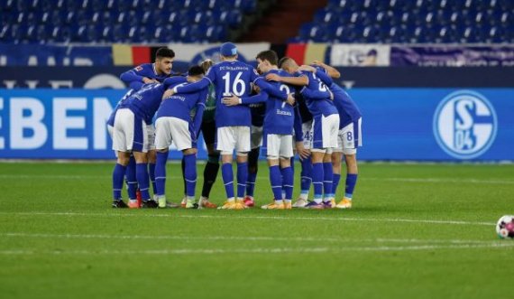 10 “finale” para vetes, ekipi i madh gjerman pranë rënies nga liga pas 30 viteve