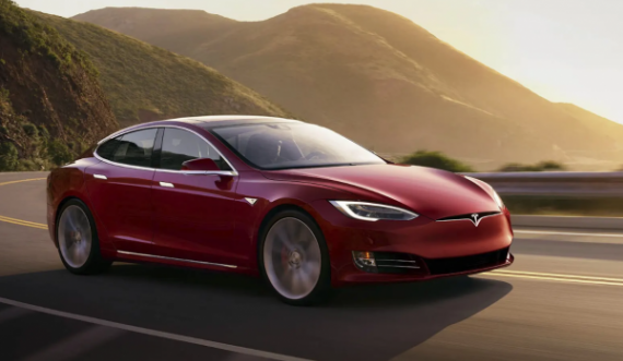  Bien aksionet, Tesla-s i humb vlera për 267 miliardë dollarë 