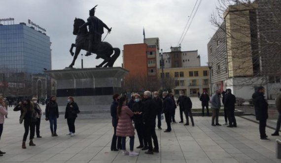 Përfundon protesta, punëtorët e lotarisë i japin ultimatum qeverisë për paga