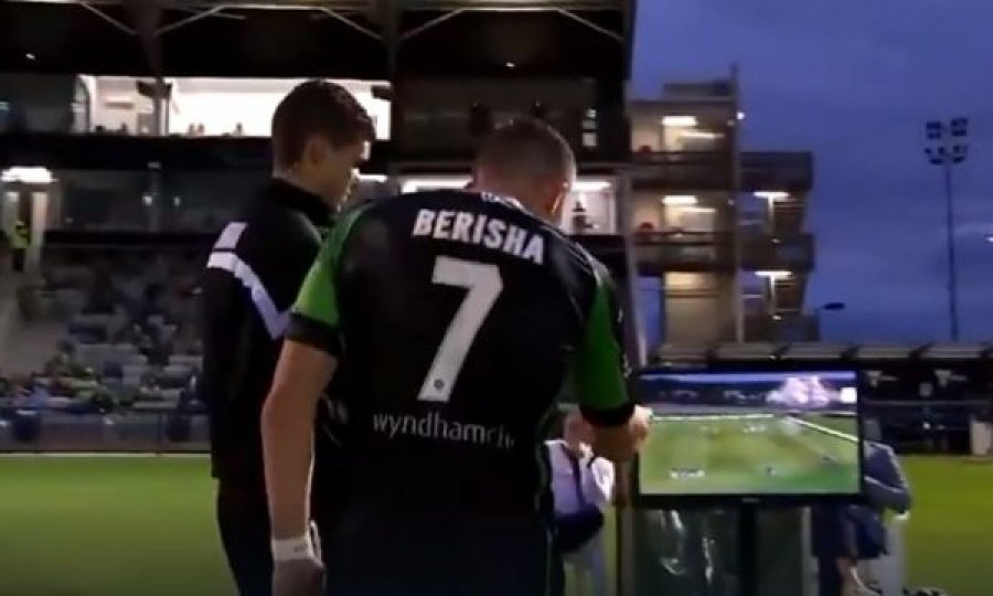 Çartet Besart Berisha: S’i japin penallti, shkon dhe ankohet tek ekrani i VAR-it