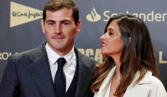 Iker Casillas dhe gazetarja Sara Carbonero i japin fund martesës së tyre