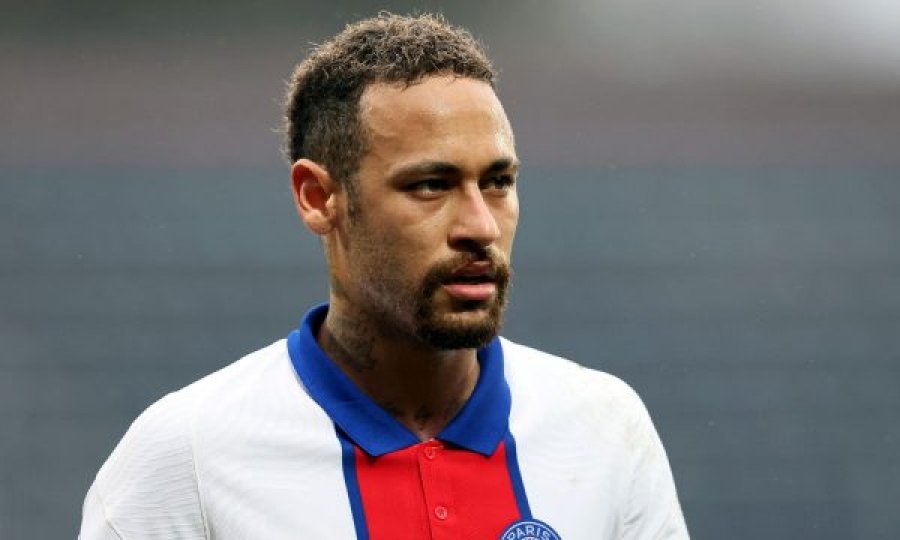 Neymar pritet të nënshkruajë kontratën e re me PSG-në