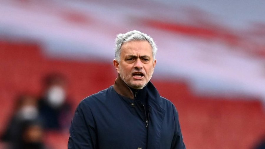 Mourinho shpërthen pas humbjes duke akuzuar gjyqtarin: Ajo ishte një penallti vetëm për një tifozë të Arsenalit