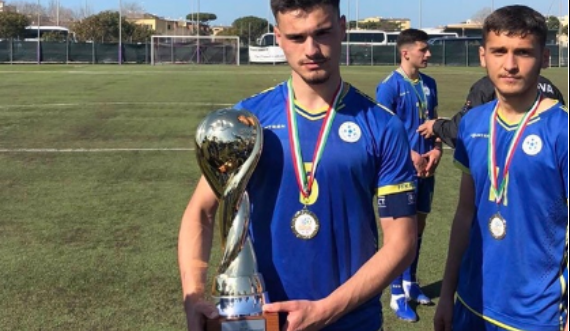 Futbollisti i Kosovës U-21 merr ftesë nga Shqipëria