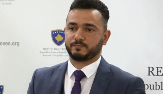 Deputeti Galushi konfirmon votën pro Kurtit dhe Osmanit