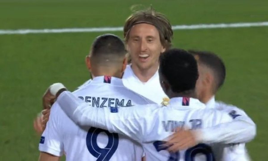 Real Madrid nuk fal, Benzema e shndërron në gol gabimin e Atalantës