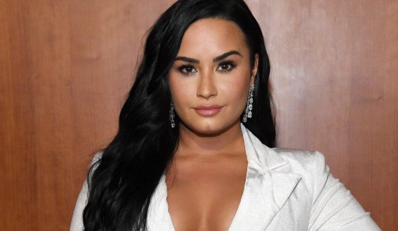 Demi Lovato gati për albumin e ri