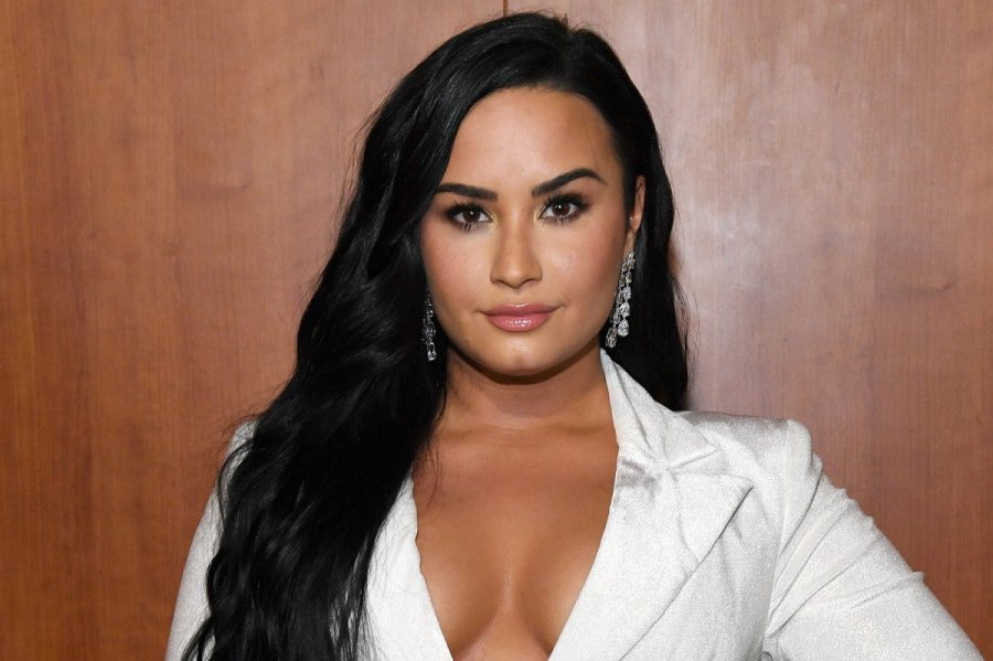 Demi Lovato gati për albumin e ri