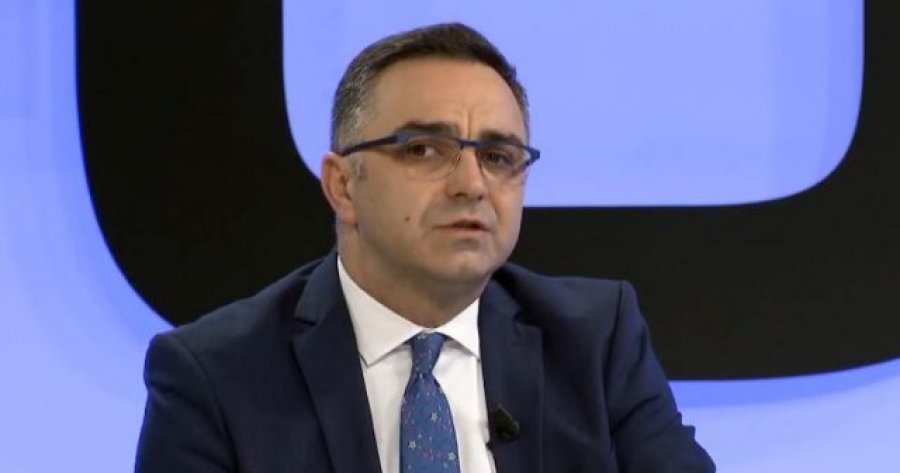 Besnik Tahiri është shef i ri i grupit të deputetëve të AAK-së