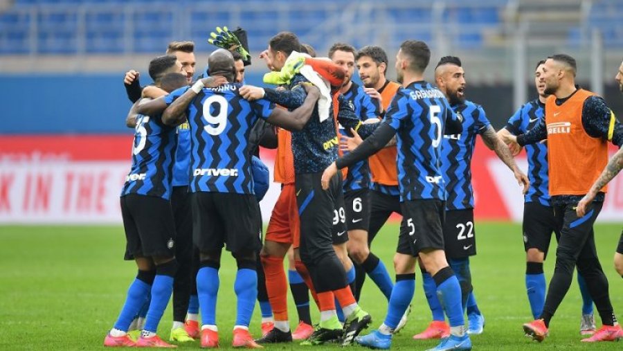 Italia publikon listën e lojtarëve për Kampionatin Evropian