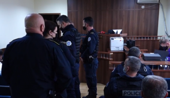  Gati të nis gjykimi për vrasjen e Agonis Tetajt, forca të shtuara të policisë në sallë 