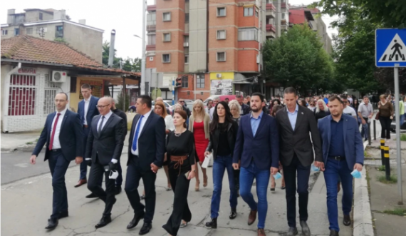  Fuqia e Listës Serbe rezultat i mosmarrëveshjeve të partive shqiptare 