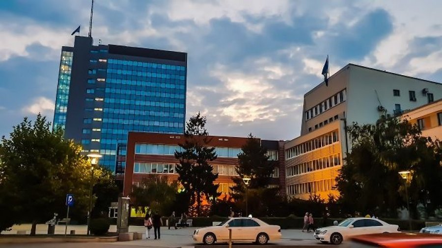 Nga Kosova kërkohet me urgjencë që t'i formon institucionet e reja të shtetit