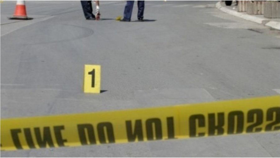Aksident mes veturës dhe motoçikletës në Prishtinë, dy të lënduar