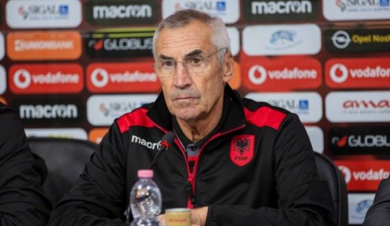 Trajneri i Shqipërisë kërkon të lejohen tifozët në ndeshjet e marsit