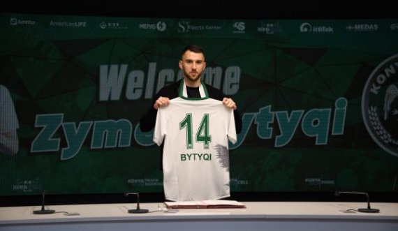 Shqipëria e pret Zymer Bytyqin