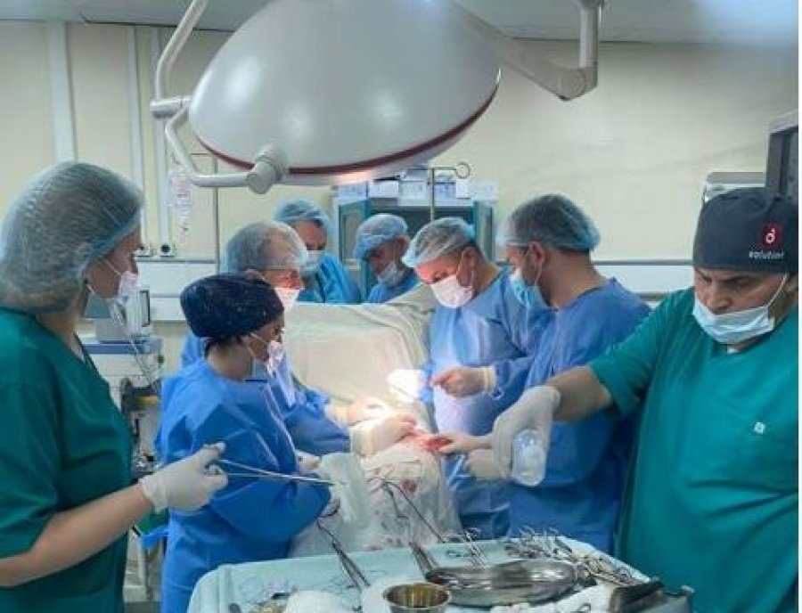  Në Spitalin e Mitrovicës kryhet një operacion i rrallë 