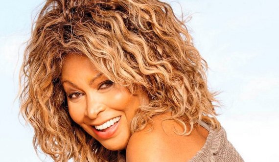 Lamtumirën e fundit fansave të saj ua jep Tina Turner