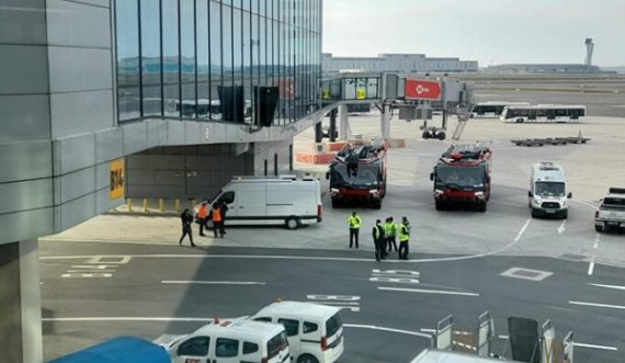 Alarm për bombë në dy avionë