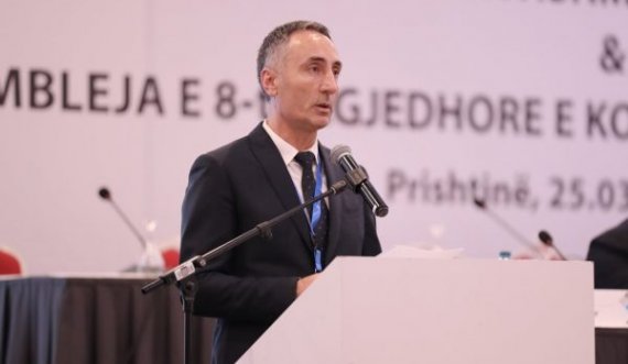 Fjalët e para të Ismet Krasniqit pasi e rrëzoi nga froni Besim Hasanin