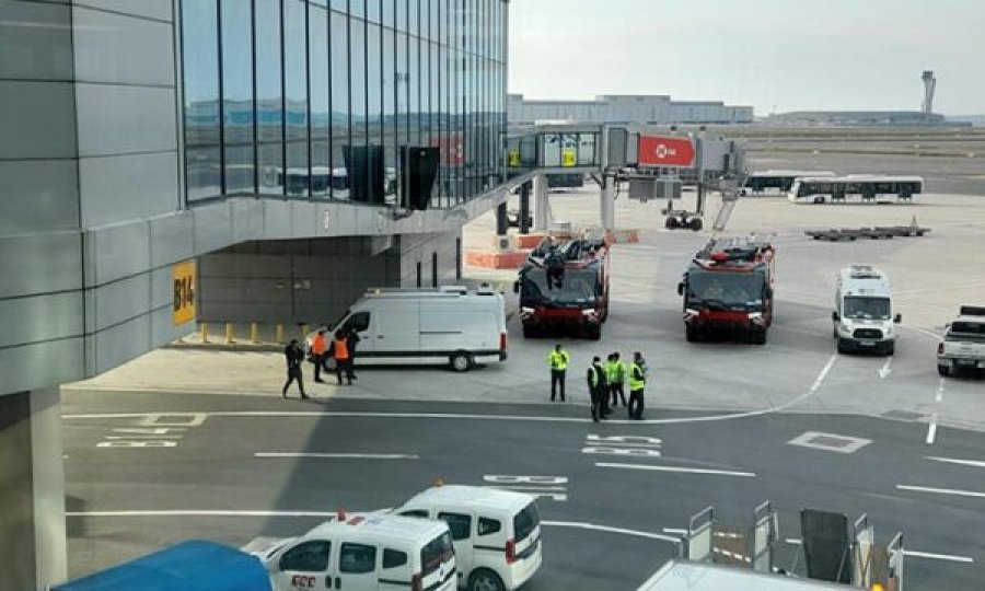 Alarm për bombë në dy avionë