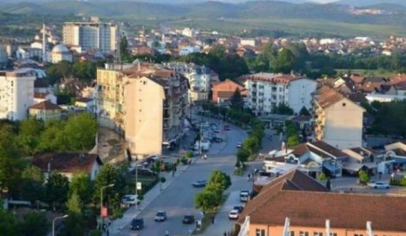  E kërcënoi se do ja publikojë bisedat dhe videot nëse nuk i jep para, suharekasi e raporton një femër në polici 