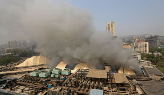 Në Mumbai së paku 10 të vdekur nga zjarri në spitalin për Covid-19 