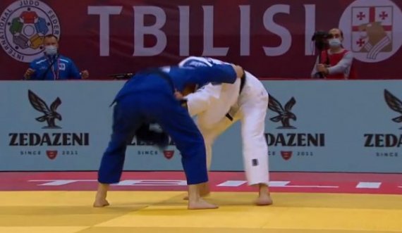 Akil Gjakova fiton me ippon, kualifikohet n’çerekfinale