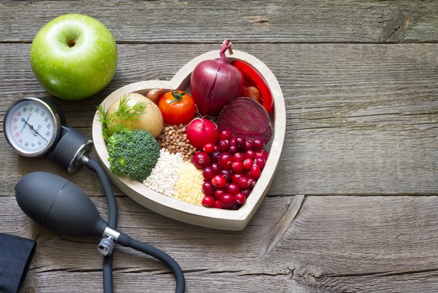 Ushqimet më të mira që e zvogëlojnë rrezikun nga sëmundjet e zemrës