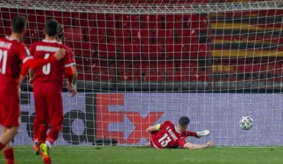 Mbrojtësi serb që largoi topin e goditur nga Ronaldo: Nuk ishte brenda