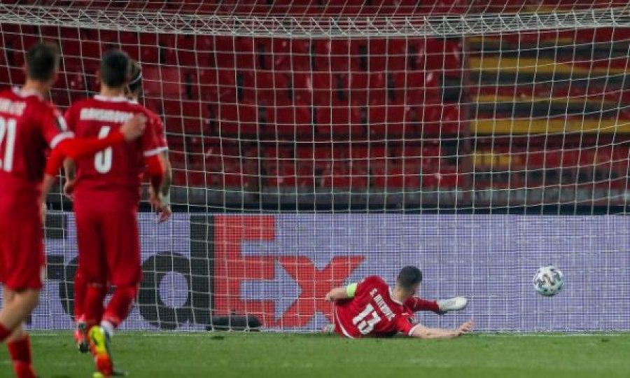 Mbrojtësi serb që largoi topin e goditur nga Ronaldo: Nuk ishte brenda