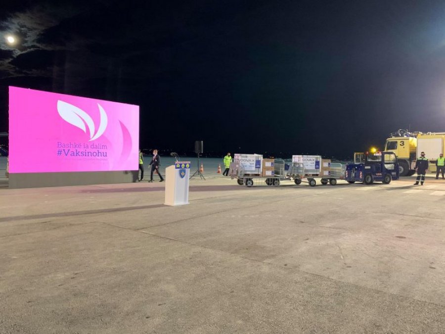 Vaksinat e para në Kosovë, pamje nga aeroporti “Adem Jashari”