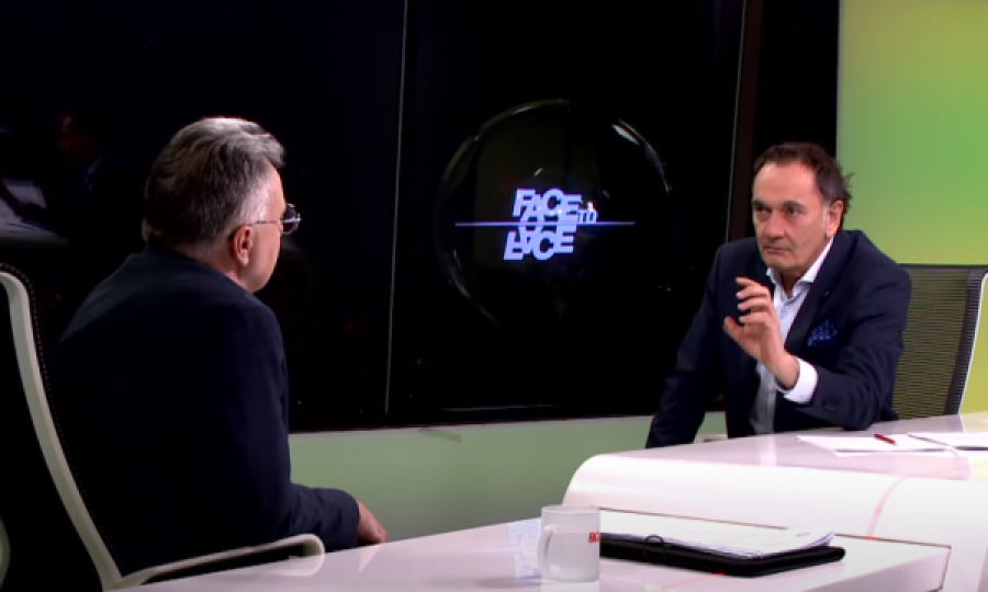 Gazetari boshnjak, i kërkon ambasadorit rus të thotë Republika e Kosovës