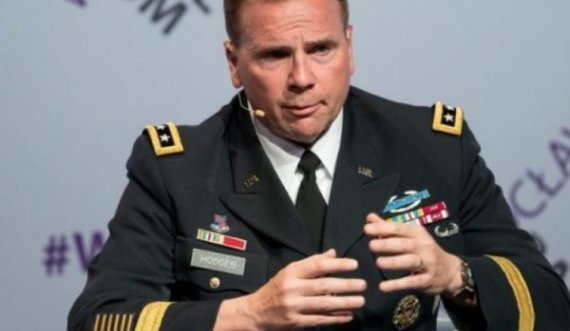 Gjenerali amerikan: Ndaluam spastrimin etnik të shqiptarëve të Kosovës